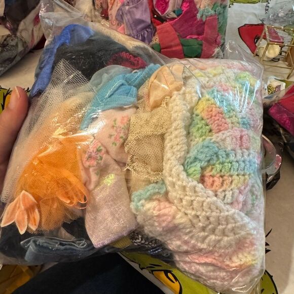 Vintage Barbie Style Dolls Clothes Gallon Size Bag 
 large lot - Picture 3 of 4